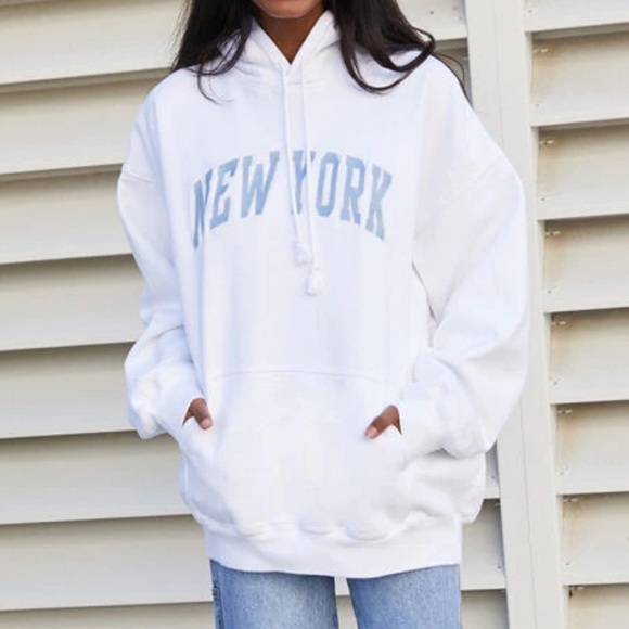 Brandy Melville White New York Christy Hoodie - Picture 2 of 16